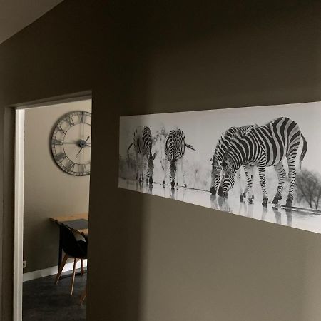 Appartement Tout Confort Dans Une Residence Calme Givet Exterior foto